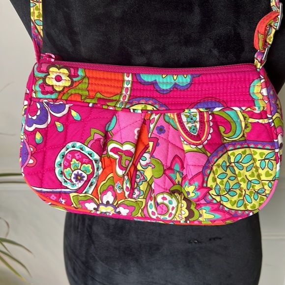 Like new small Vera Bradley bag - Picture 3 of 5